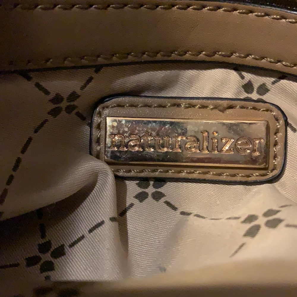 Neutralizer medium shoulder bag - Picture 8 of 10